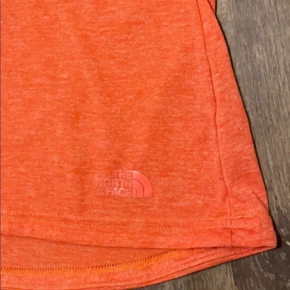 The north face women’s orange tee size medium - Picture 2 of 4